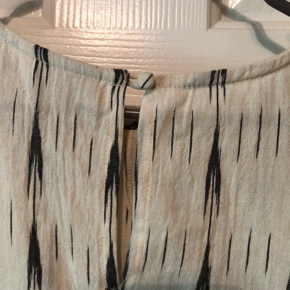 Linen blouse - Picture 5 of 5